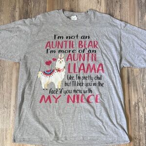 Gray Auntie Llama Graphic T-Shirt
